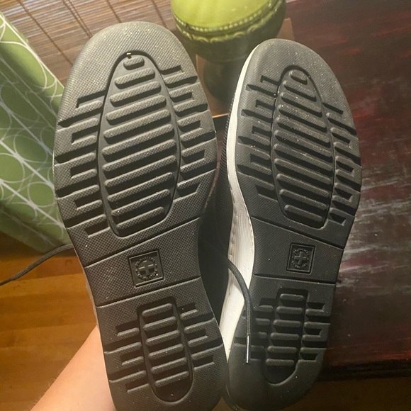 Worn once barely! - Picture 3 of 4